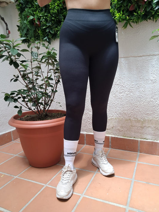 LEEGINGS SEAMLESS CON SEMI PUSH UP